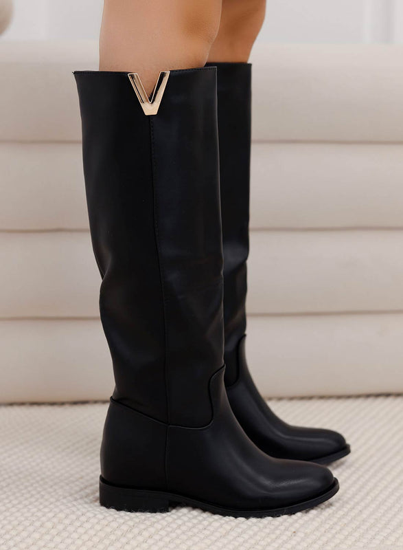 RANDA - Black imitation leather boots with internal wedge