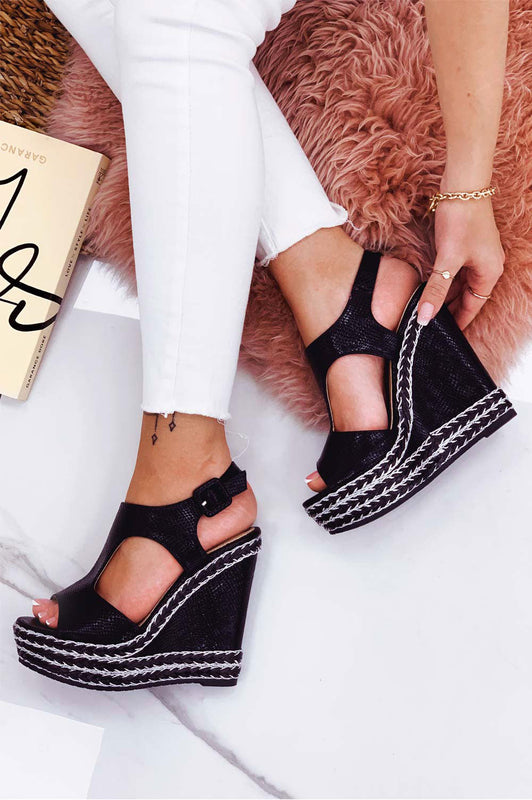 JODI - Black sandals with wedge and white rope details