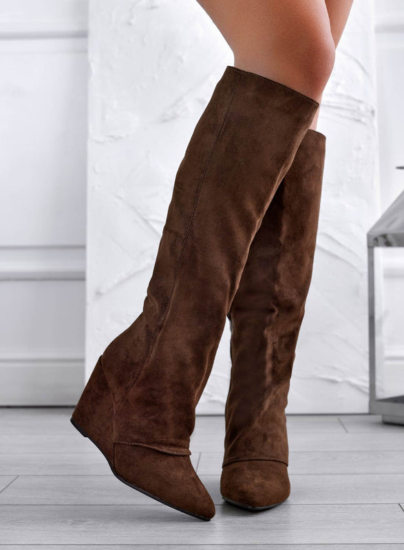 SIERRA - Brown suede boots with wedge