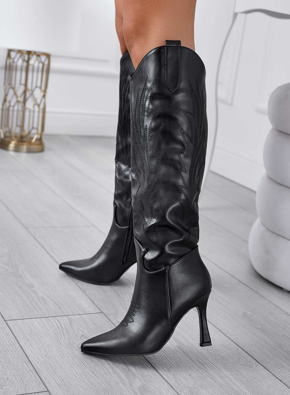 SELLY - Black camperos boots with high heels