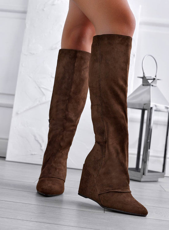 SIERRA - Brown suede boots with wedge