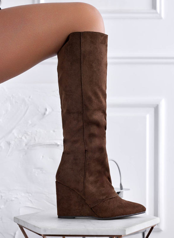 SIERRA - Brown suede boots with wedge