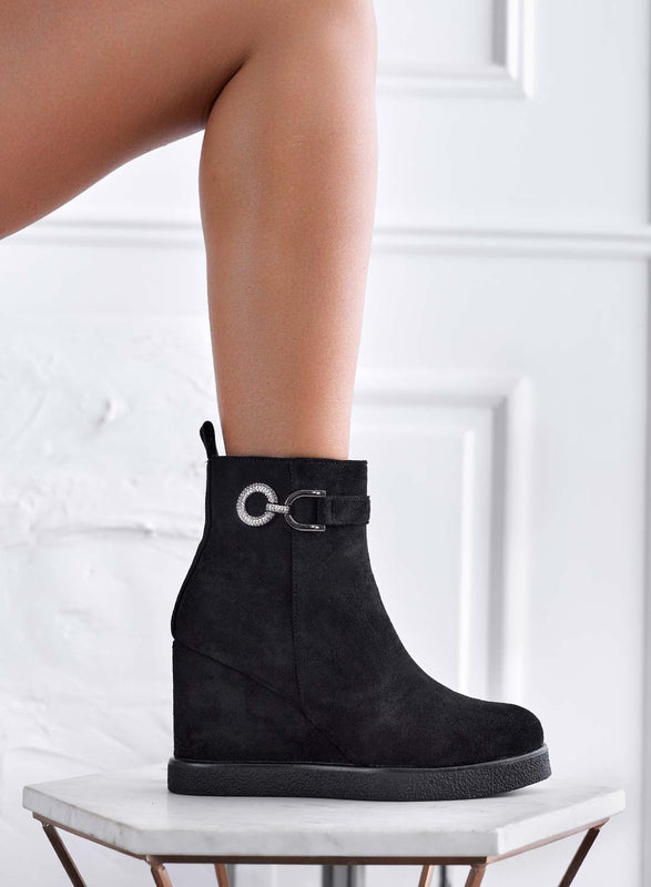 SHIVA -Black ankle boots with wedge and jewel application