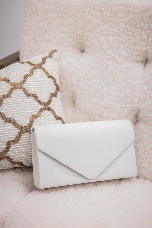 White faux leather clutch bag B205