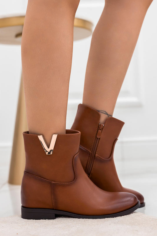 SIENNA - Camel faux leather ankle boots