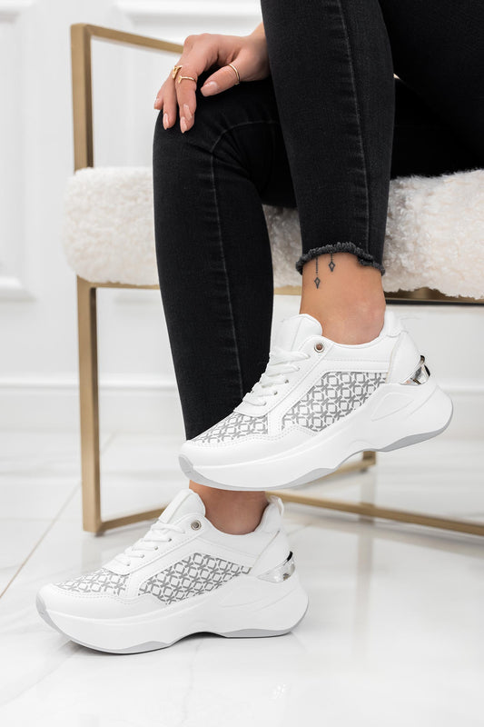 EVIE - White sneakers with chunky sole and patterned detail