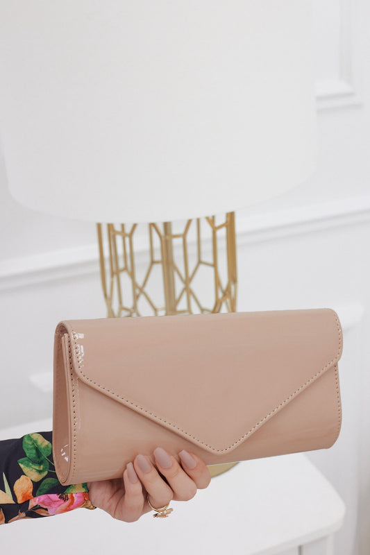 Nude patent leather clutch bag B206