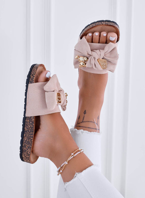 MARINA - Beige slipper sandals with bow and gold teddy