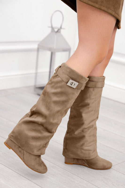 GIULIANA - Light brown suede boots with wedge