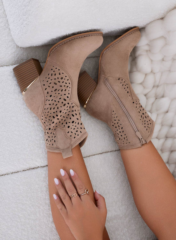 GRACE - Mud suede perforated ankle boots