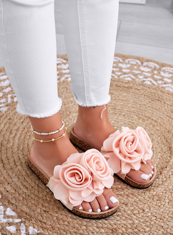 SUMMER - Pink slipper sandals with applied flowers