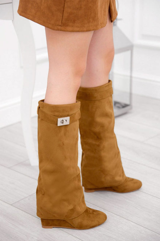 GIULIANA - Camel suede boots with wedges