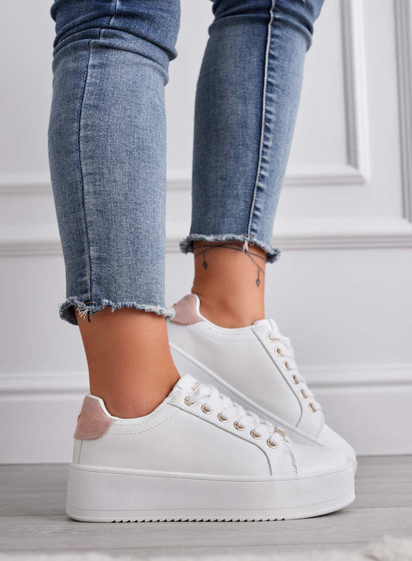 CARRY - White sneakers with gold trim and pink back