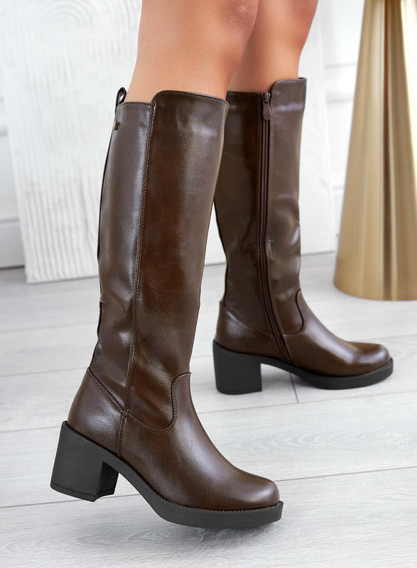 VALERIA - Alexoo brown boots with comfortable heel