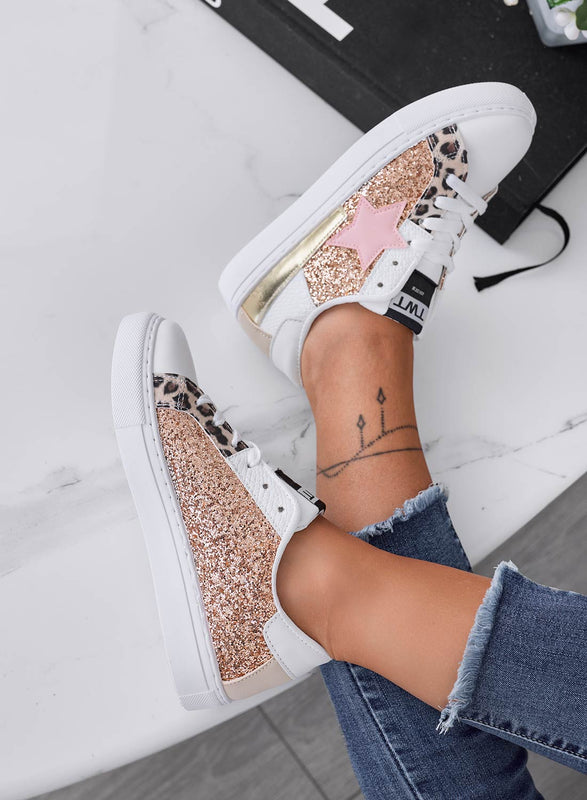 Sneakers bianche con stella e inserti glitter oro rosa