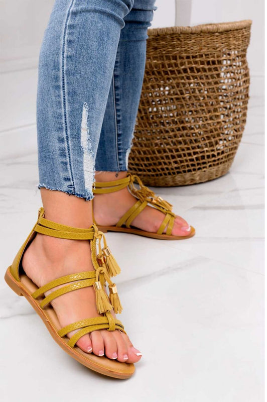 OWEN - Yellow flat sandals with fringe pendants