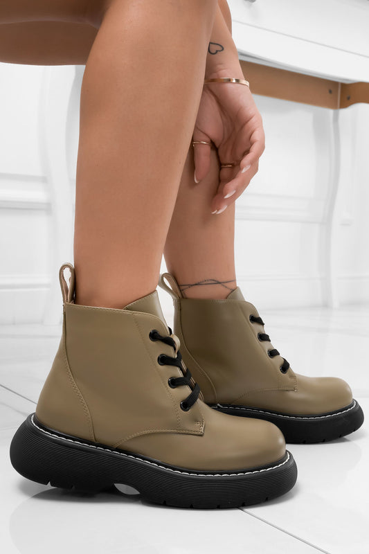 SVEVA - Green ankle boots with laces