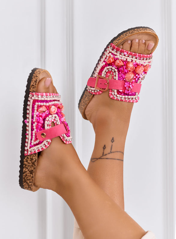 POLLY - Sandalias fucsia con aplicaciones y hebilla dorada