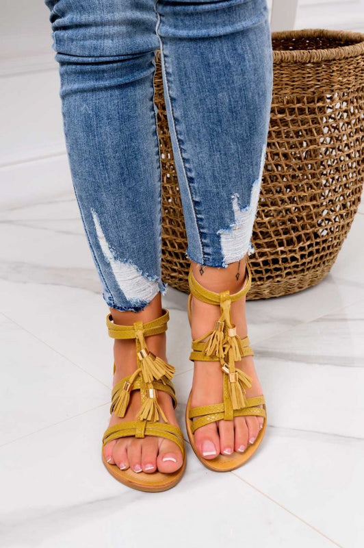 OWEN - Yellow flat sandals with fringe pendants