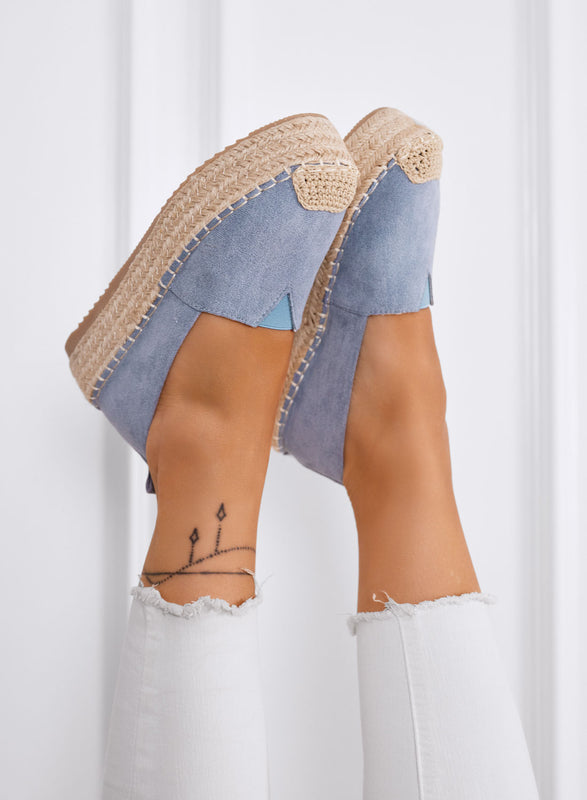 MAGDA - Blue platform espadrilles with crochet toe and rope sole