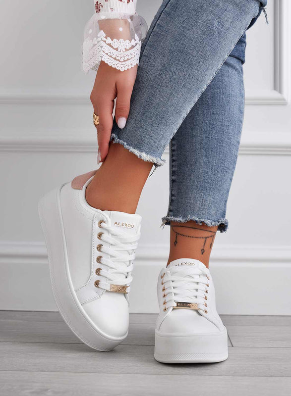 CARRY - White sneakers with gold trim and pink back