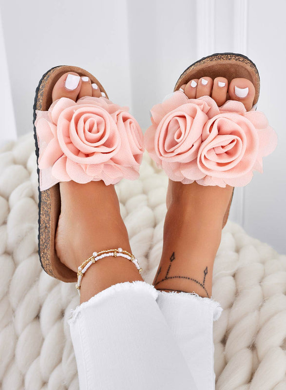 SUMMER - Pink slipper sandals with applied flowers