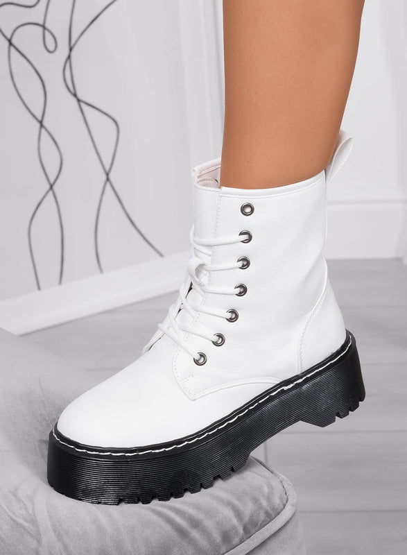 LARISSA - Alexoo white faux leather ankle boots with chunky sole