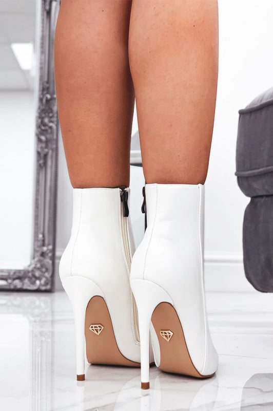 ILARIA - White faux leather ankle boots with high heels