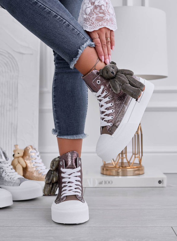 MARICA - Zapatillas laminadas en bronce con peluche teddy