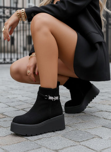 RITA - Black ankle boots with thick sole and jewel detail