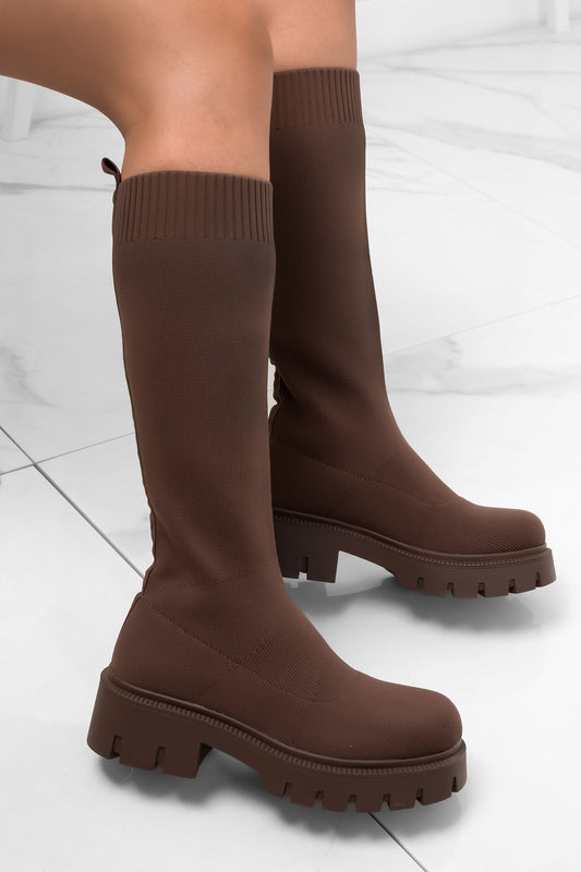 BELGA - Brown boots in elastic fabric