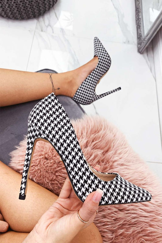 LEXIE - Black houndstooth pumps with high heel