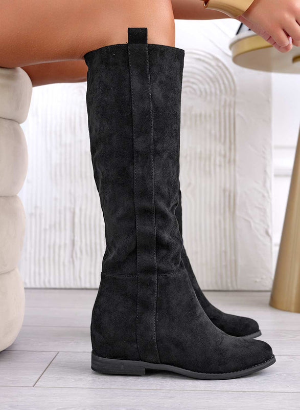 Black suede boots with internal wedge
