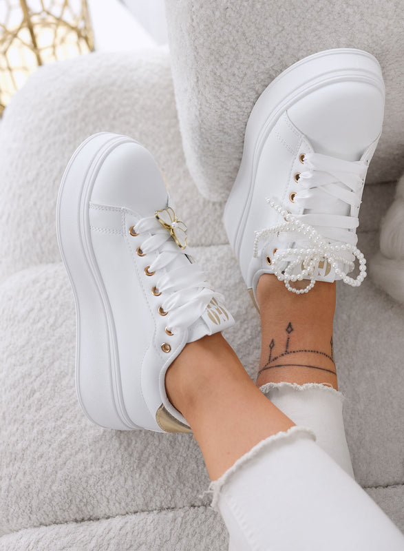 LAURA - Baskets blanches à plateforme avec lacets et détails bijoux