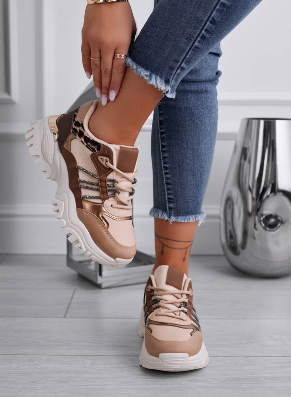 Mud sneakers with brown inserts and animal print