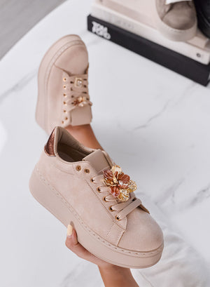 GWENDA - Sneakers Donna Beige con Fiore Gioiello e Suola Platform
