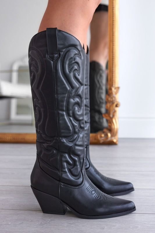 JALENA - Alexoo camperos black boots with relief embroidery