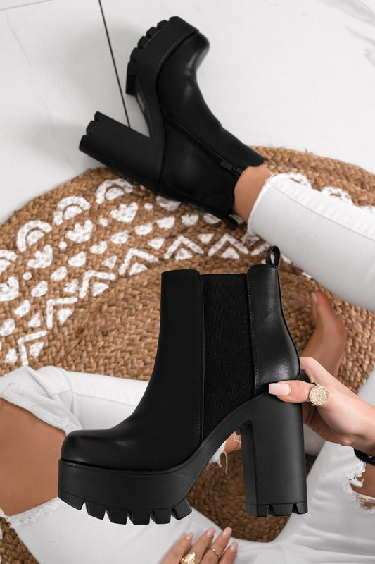 MARLON - Black ankle boots with side spring chunky sole and heels