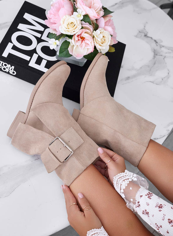 GRAZIELLA - Beige suede ankle boots with buckle