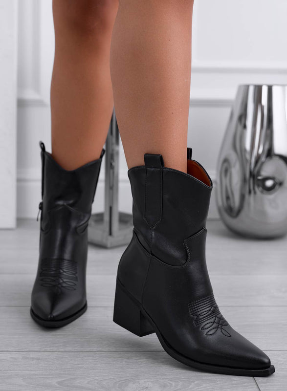 JULIAN - Black cowboy boots with block heel