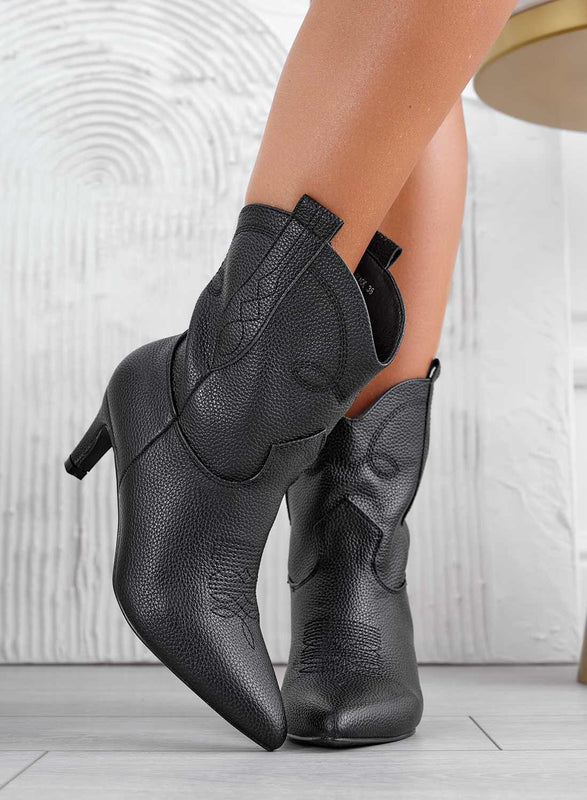 MERFY - Black camper boots with stiletto heel