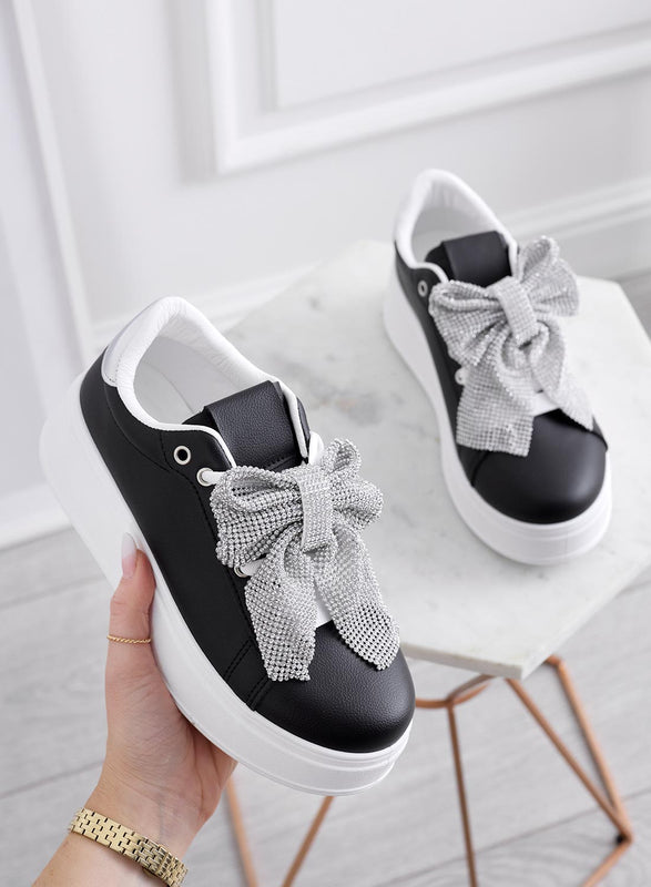 BELGA - Black sneakers with rhinestone bow