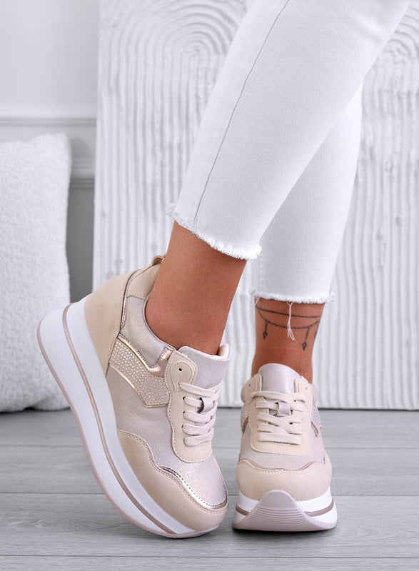 CAROLINE - Beige sneakers with white wedge and rhinestones