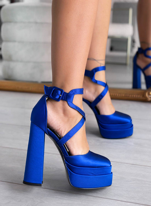 FRANNIE - Pumps Alexoo blue with high heel and plateau