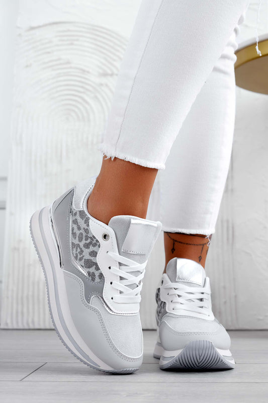 Baskets grises avec empiècements léopard