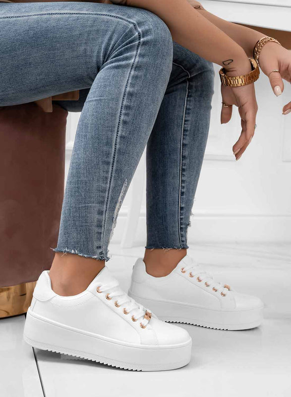 CARRY - White sneakers with gold trim