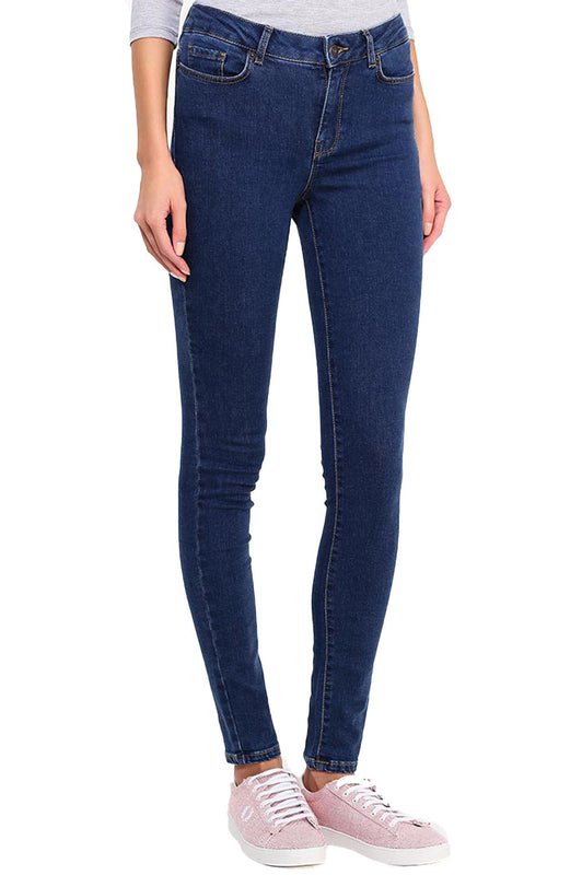 Blue high-waisted jeans
