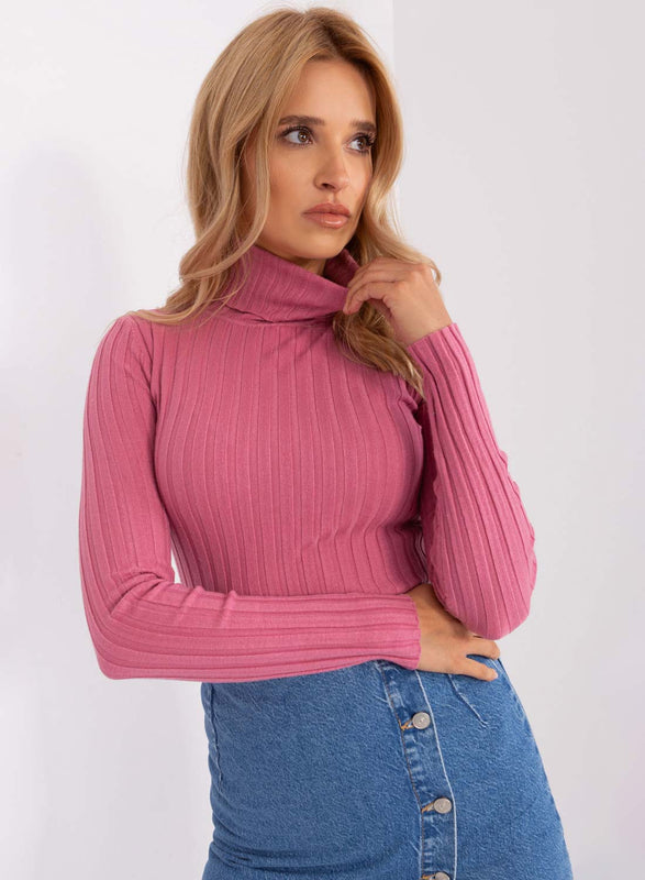 Jersey rosa de canalé con cuello alto