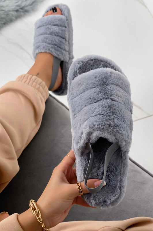 DAINA - Light grey faux fur slippers with elastic band