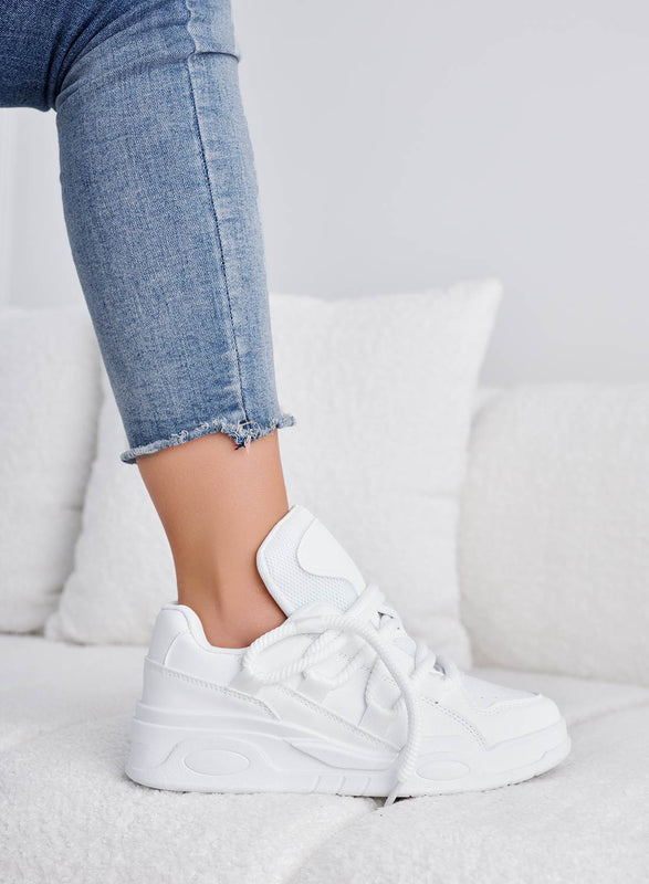 HAILEY - White sneakers with laces